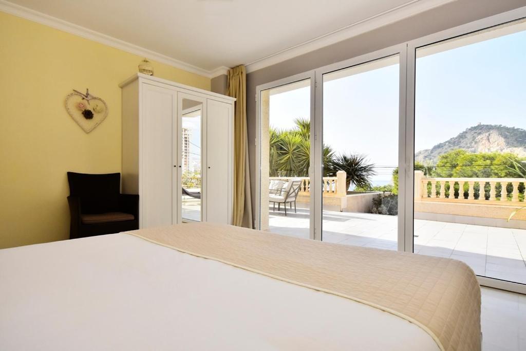 Aparthotel Ola Blanca Cala de Finestrat Room photo